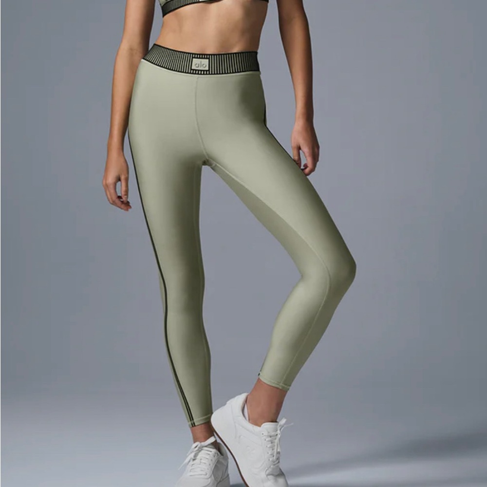 ALO Airlift Line Up Legging 7/8